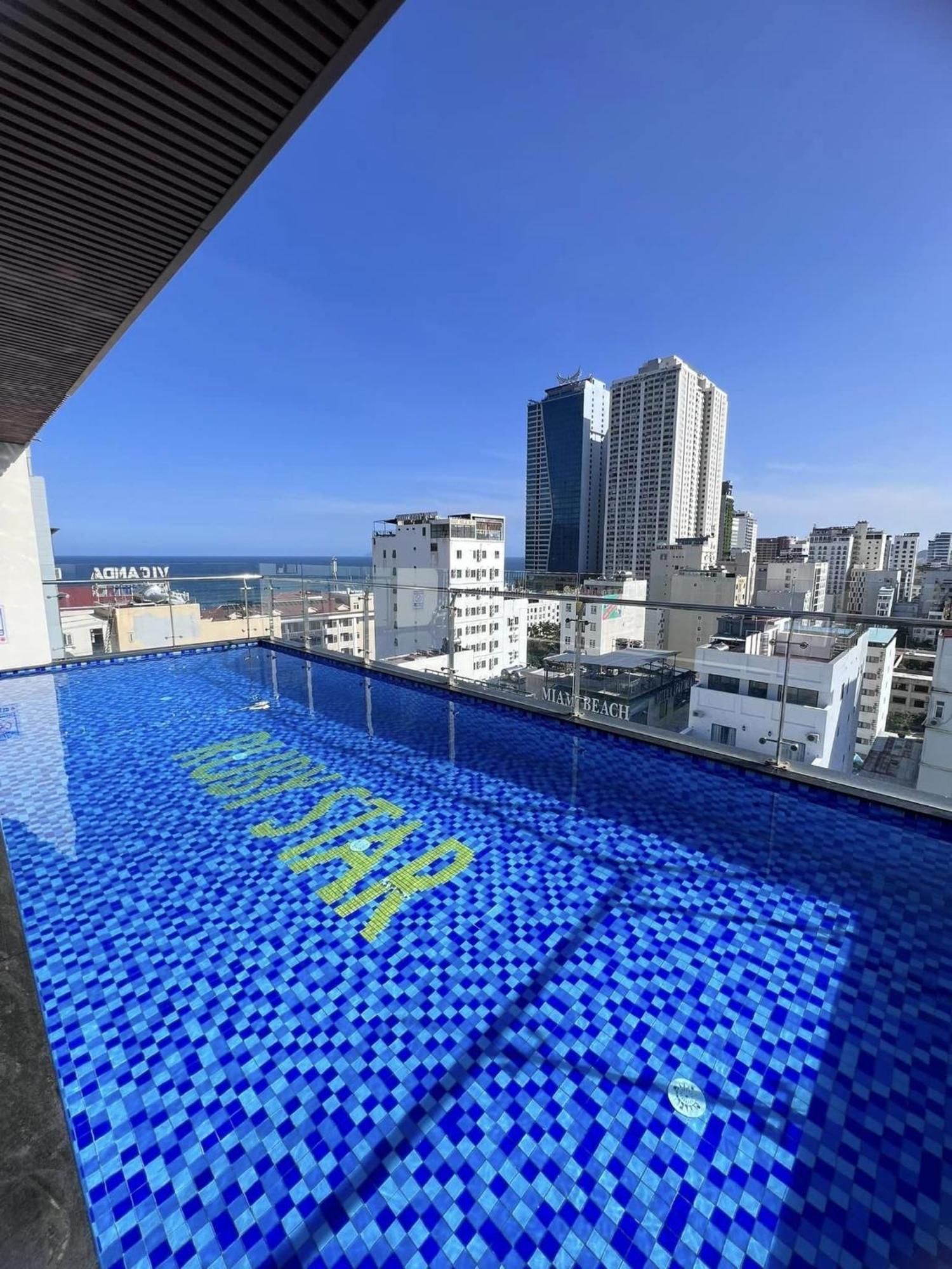 Ruby Star Da Nang Hotel Buitenkant foto