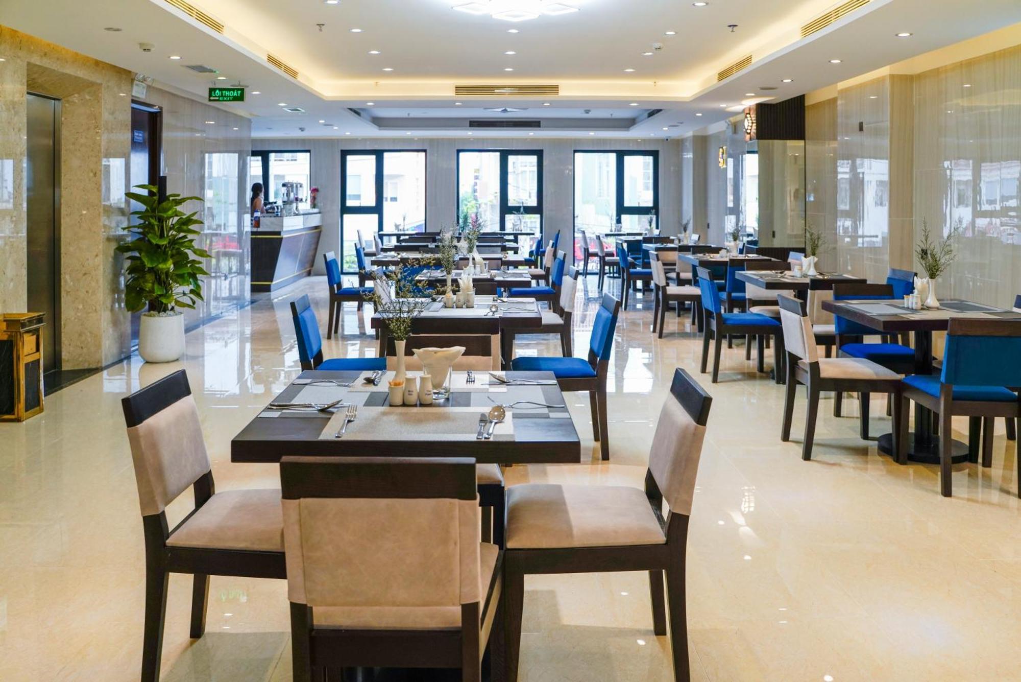 Ruby Star Da Nang Hotel Buitenkant foto
