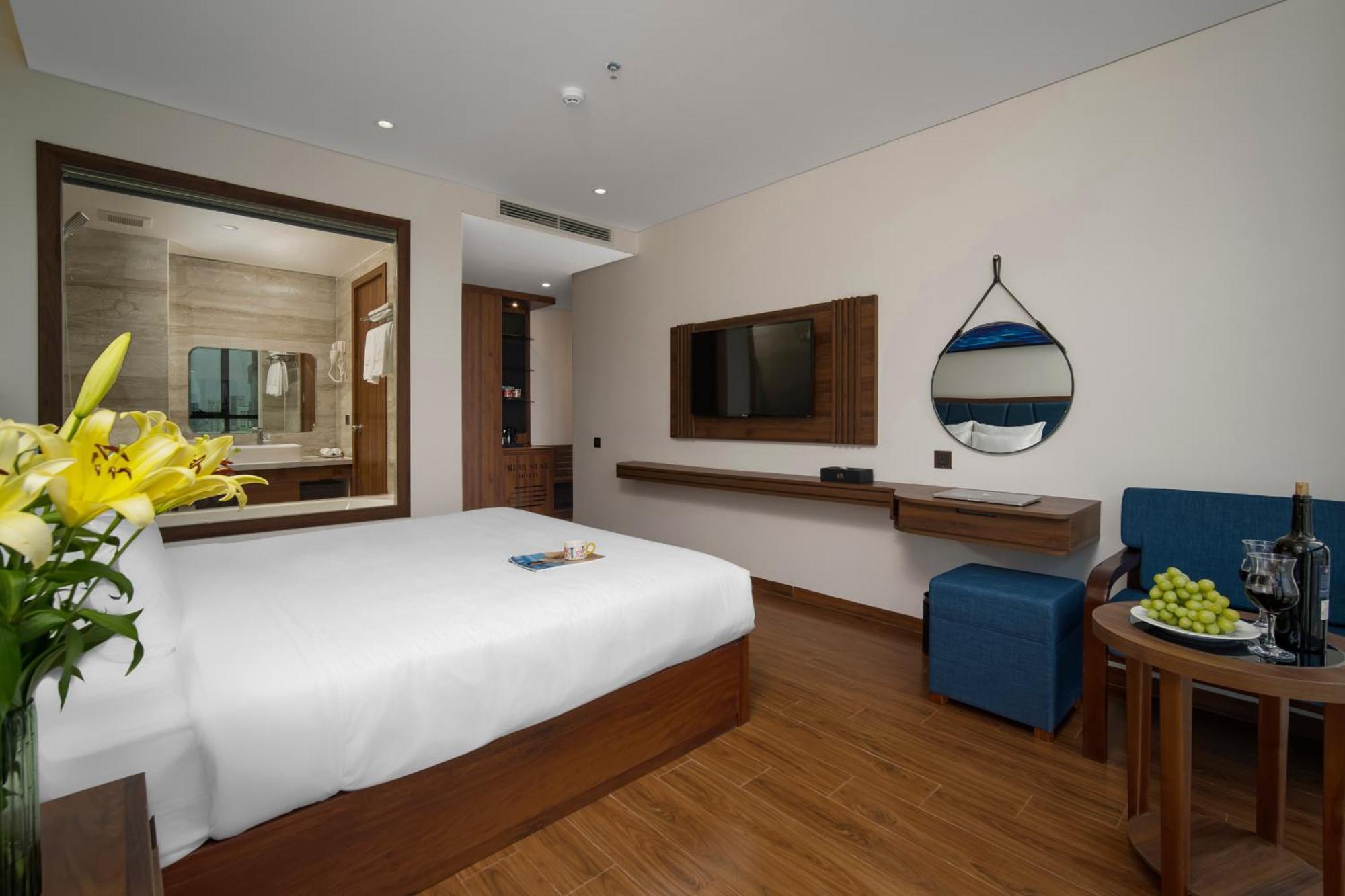 Ruby Star Da Nang Hotel Buitenkant foto